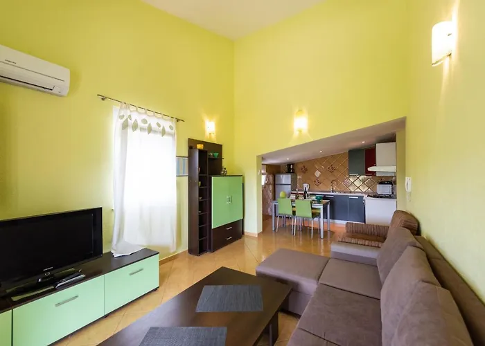 Apartament Karen