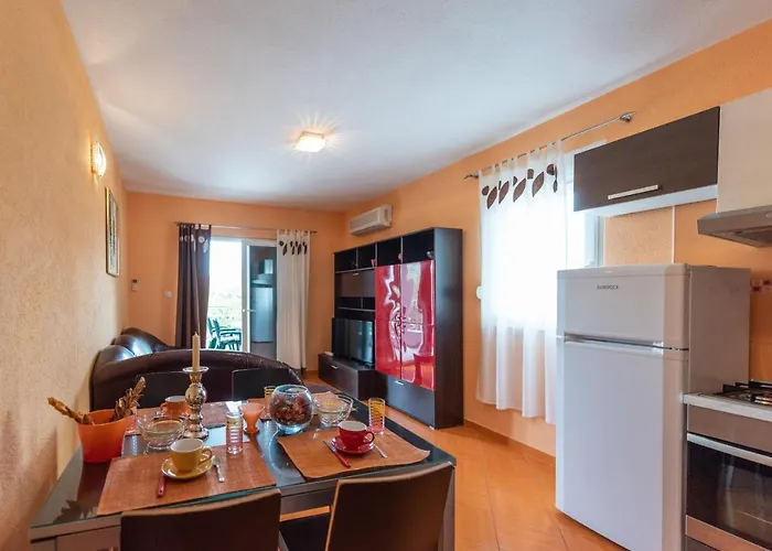 Apartament Karen Vinišće