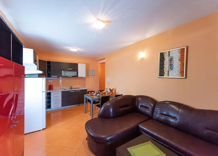 Karen Apartment Vinisce